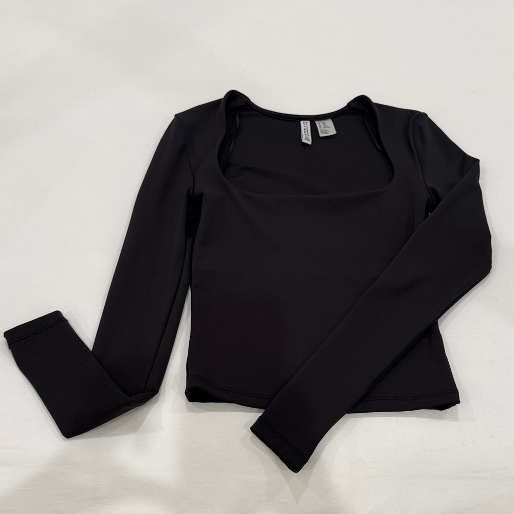 H&M Black Long Sleeve square neck Women's tight Top